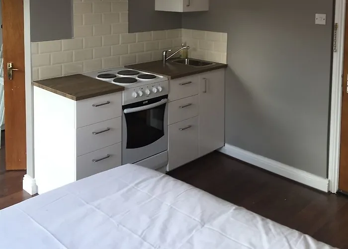 11 Portobello Harbour Hotel