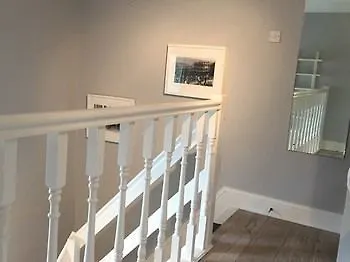 Отель 11 Portobello Harbour *