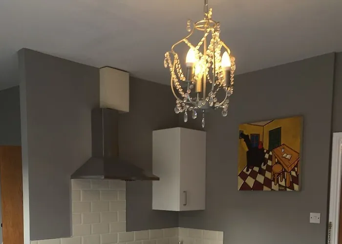 Отель 11 Portobello Harbour *