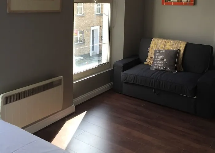 11 Portobello Harbour Отель *